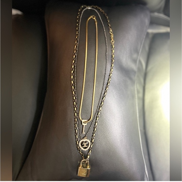 Louis Vuitton rare lock and key set bundle - Picture 13 of 15